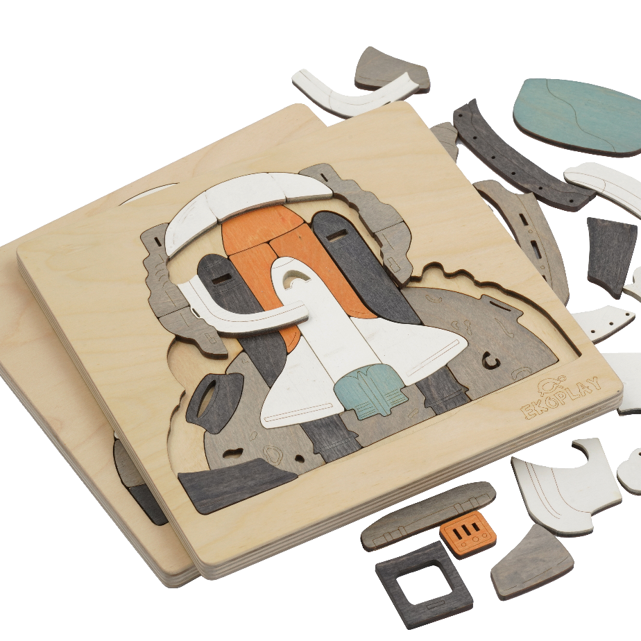 Man on the Moon Puzzle – Dream Beyond the Stars